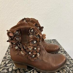 sheridan mia Brown leather ankle boots with all over leather flowers cowgirl